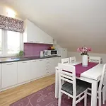 Apartment Pavlinovic *