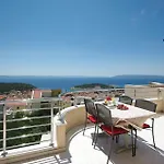 Pavlinovic Apartment