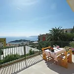 Pavlinovic Apartment *